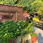 Hotel Rritja E Koranit 4*