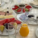 Hotel Rritja E Koranit Tushemisht