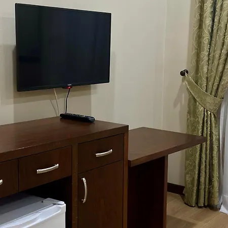 Hotel Rritja E Koranit 4*