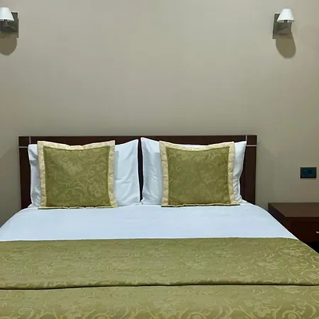 Rritja E Koranit Hotel 4*