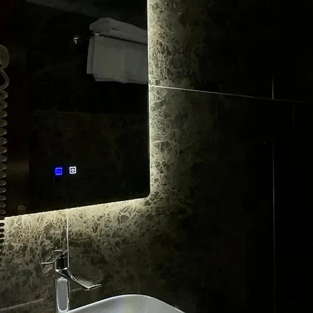 Hotel Rritja E Koranit Tushemisht