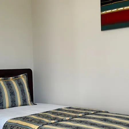 Rritja E Koranit Hotel Tushemisht