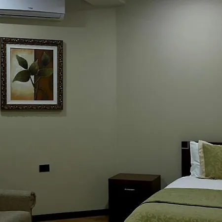 Hotel Rritja E Koranit Tushemisht